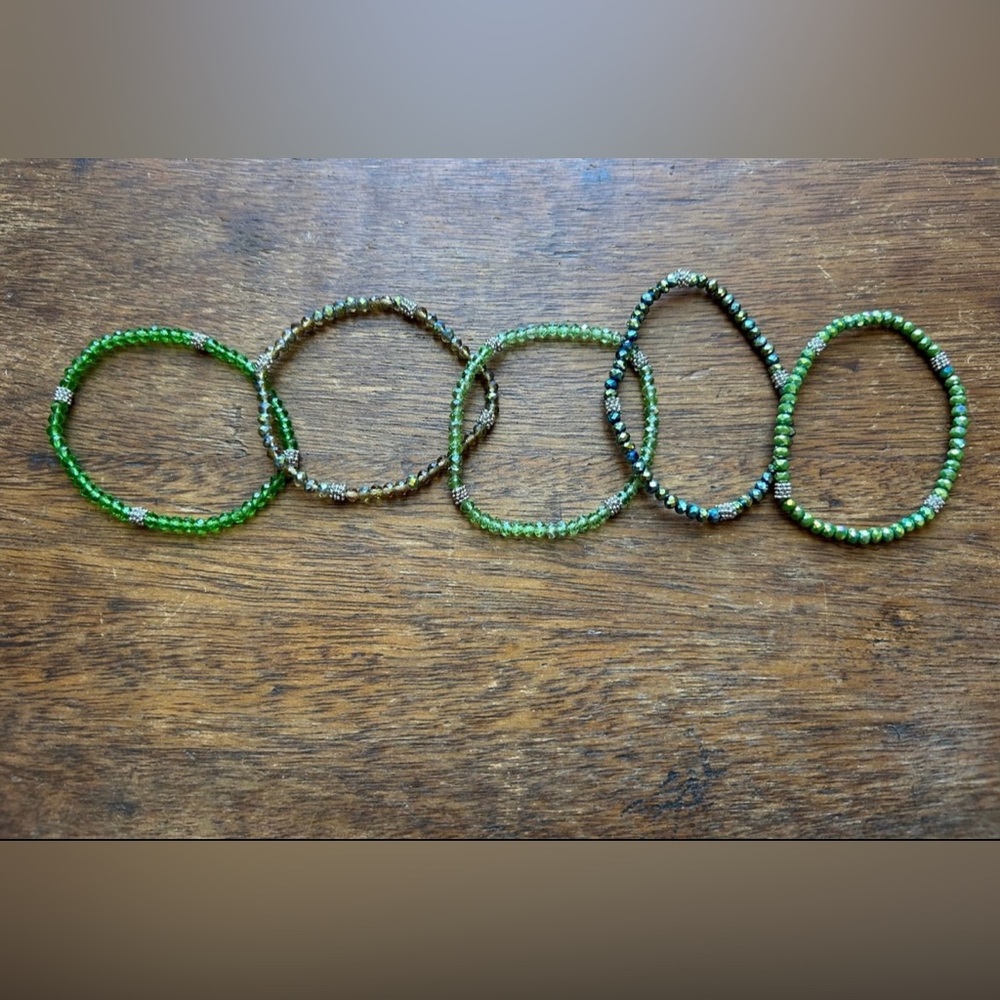 Green Bracelet set - Picture 2 of 5